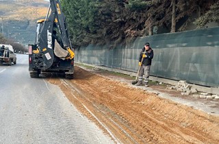 Gemlik Belediyesi'nden asfalt ve kaldırım atağı